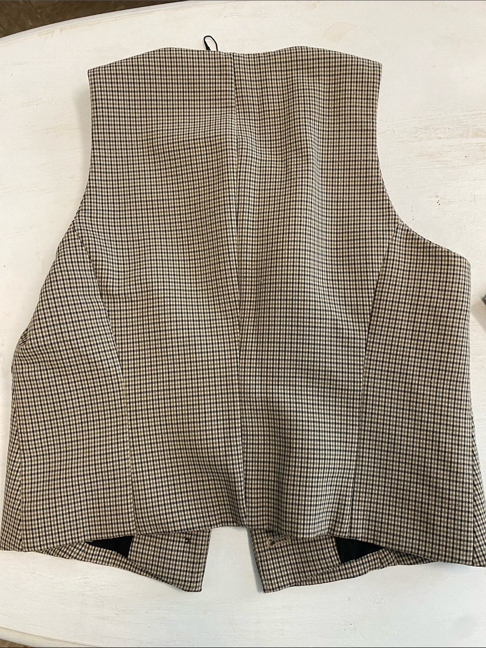 Zara Checked Button-Front Sleeveless Vest - Black & Cream - Picture 4 of 5